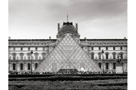 Photo Pyramide du Louvre - Rita Crane