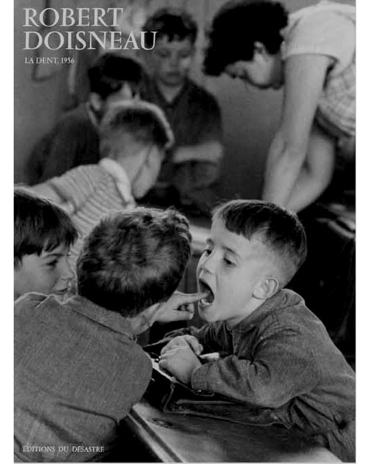 Photo enfant Robert doisneau - La dent - Format 80x60
